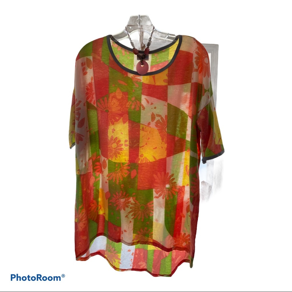 LuLaRoe Spring is here Irma Size M